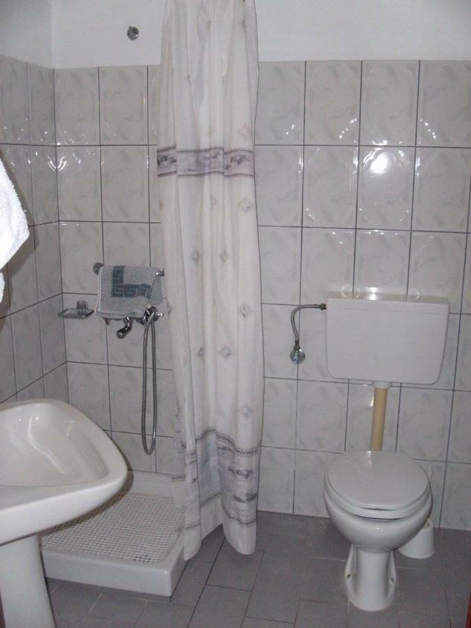 Hotel George Криси Амудия Екстериор снимка